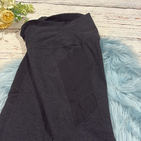 Beyond Yoga Darkest Night Mesh with It Spacedye Pocket Leggings - Picture 9 of 10